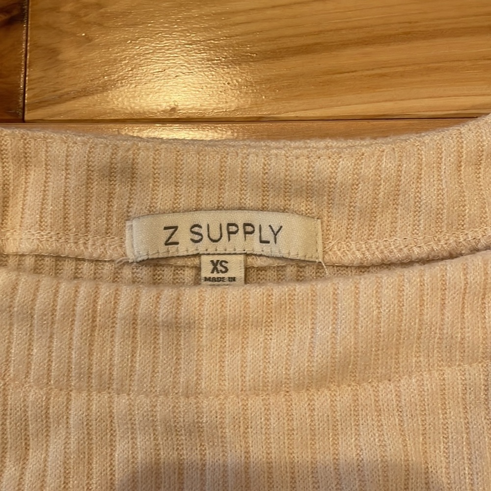 Z supply cream shirt crop top - Picture 2 of 4